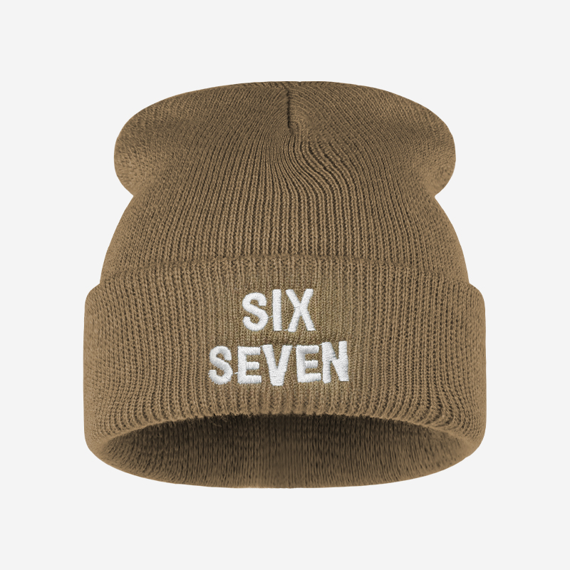 Вязаная шапка-бини с вышитыми  – обзор и цена Beanie Cuffed Knit