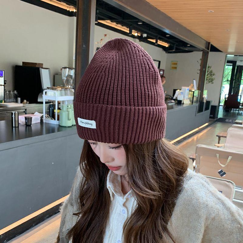 Зимняя шапка-бини с нашивкой,  – обзор и цена Beanie Cuffed Knit